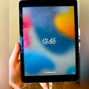 Apple iPad Air 2 great condition and good battery life, unlocked